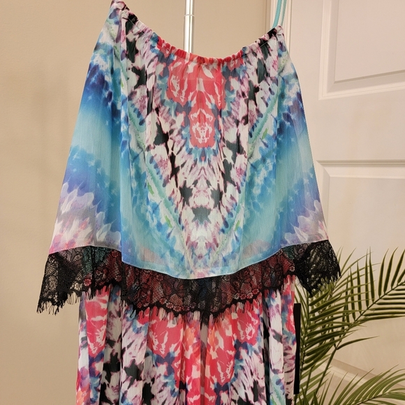 Women’s Bebe Dress Limited Edition Spring - Picture 3 of 5